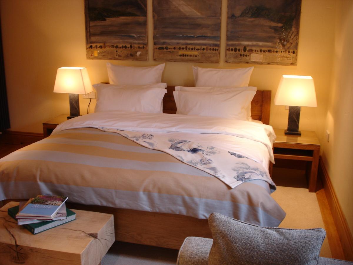 The Kinmel Arms Hotell Abergele Rum bild